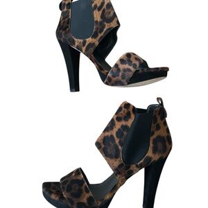 VTG Stuart Weitzman Brown and Black High Heel Sandals with Ankle Strap